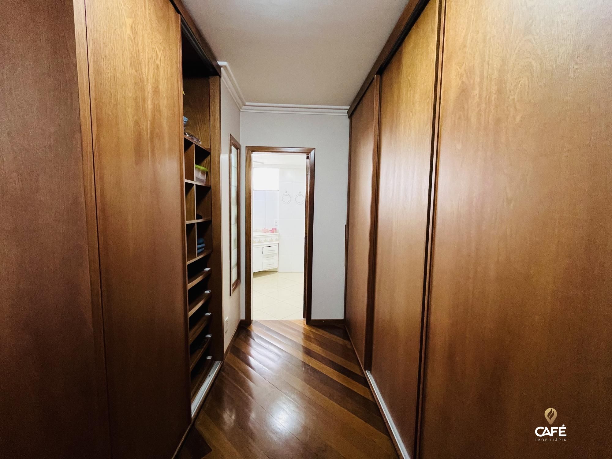 Apartamento à venda com 4 quartos, 225m² - Foto 20