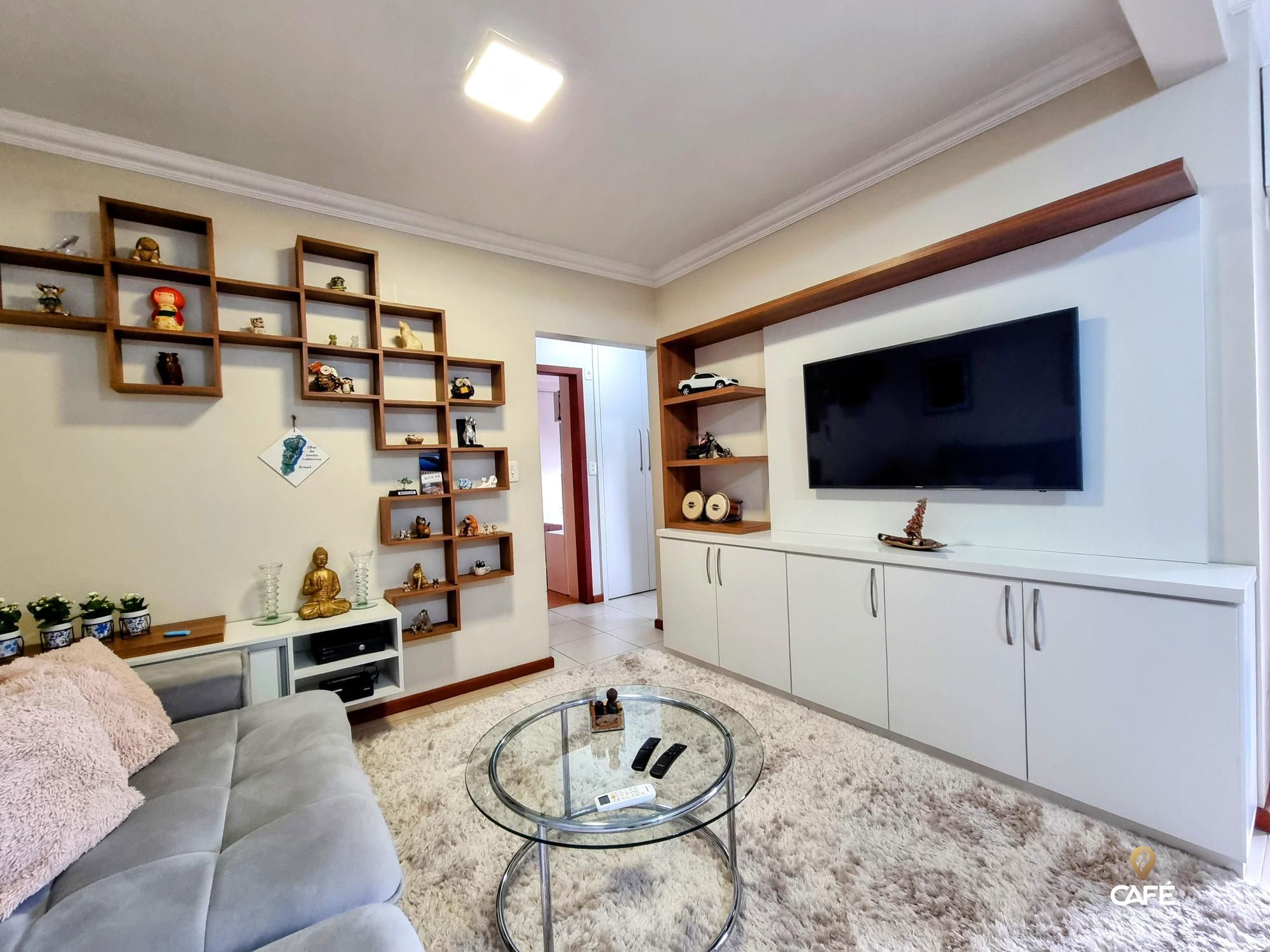 Apartamento à venda com 2 quartos, 83m² - Foto 3