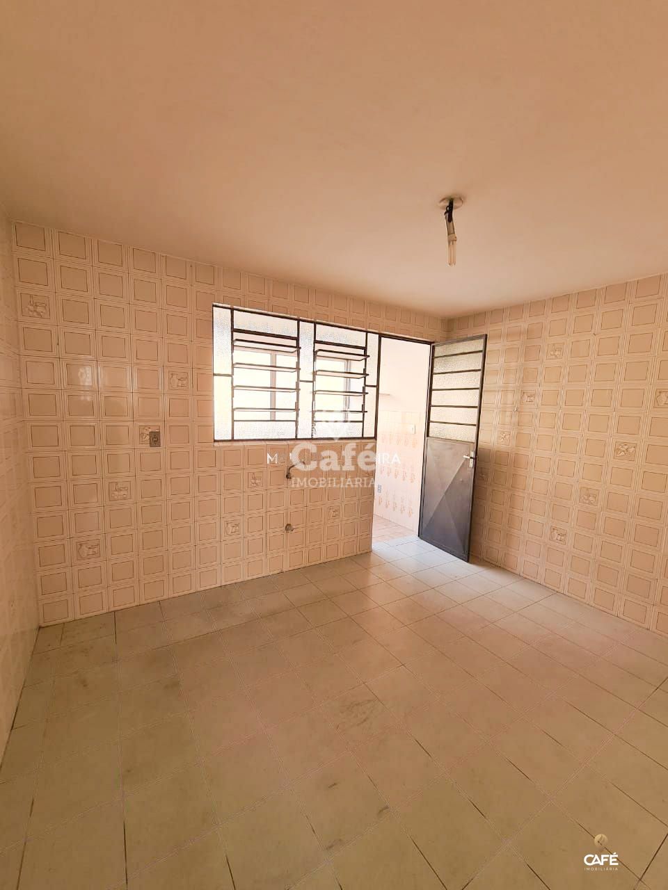 Apartamento à venda com 2 quartos, 71m² - Foto 2