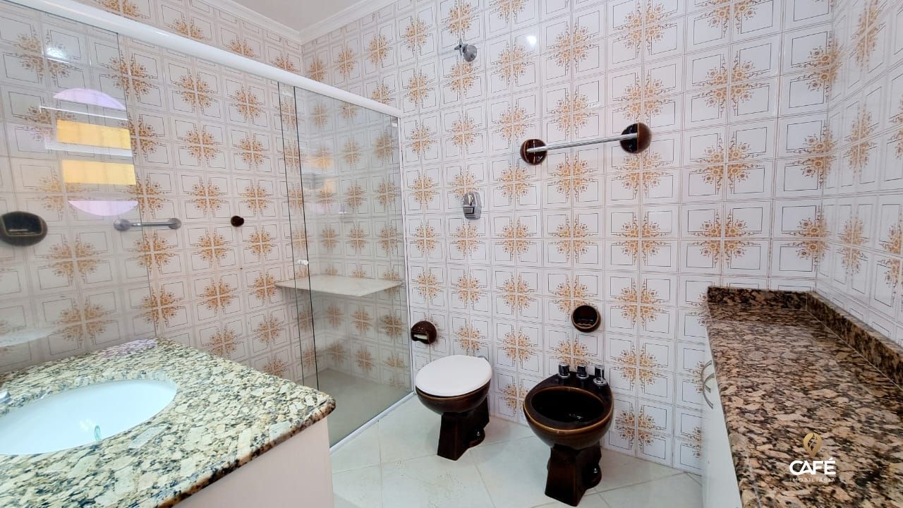 Casa, 3 quartos, 241 m² - Foto 33