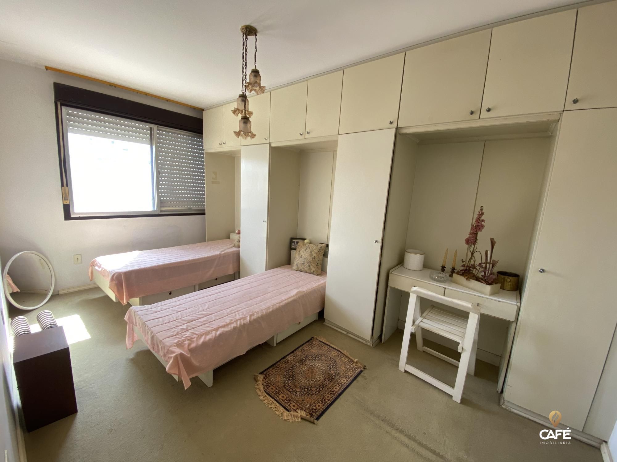 Apartamento à venda com 3 quartos, 144m² - Foto 4