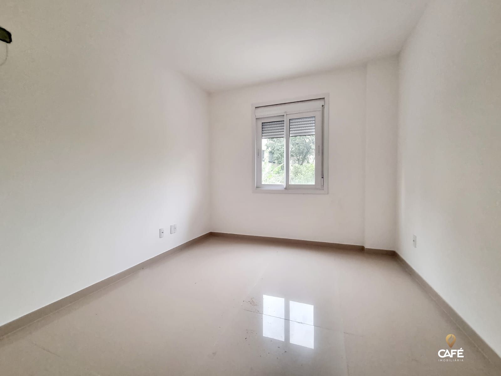 Apartamento à venda com 3 quartos, 145m² - Foto 4