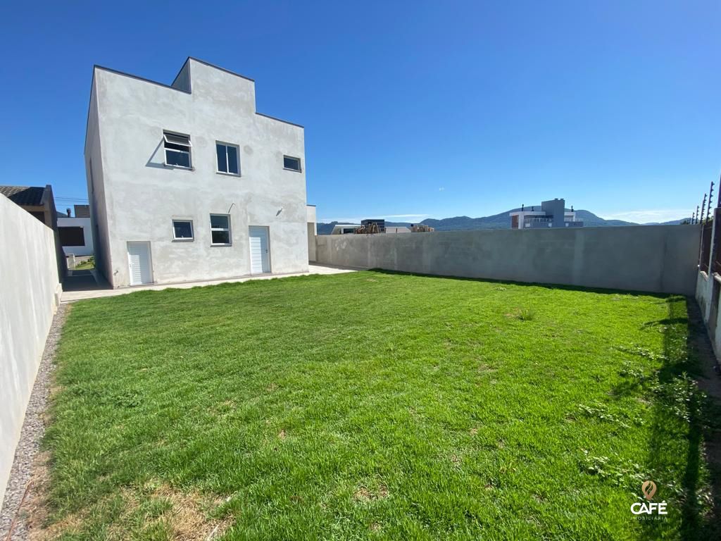 Casa à venda com 3 quartos, 243m² - Foto 4