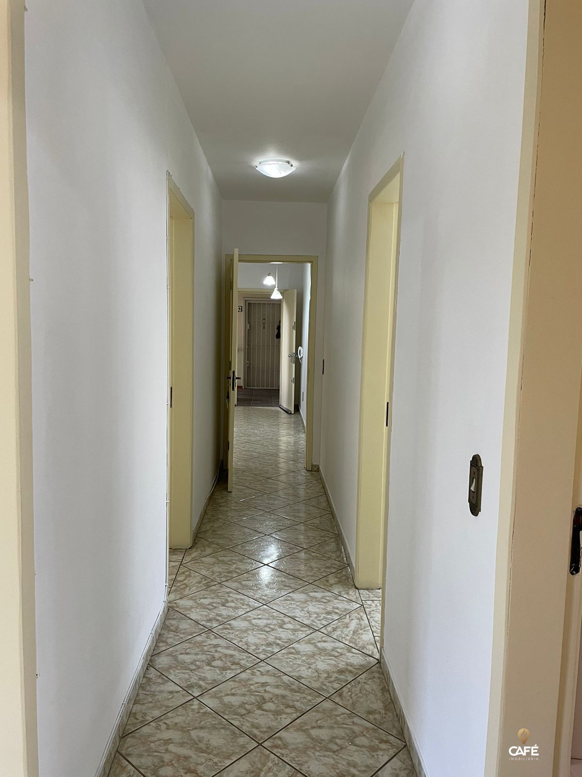 Apartamento à venda com 4 quartos, 111m² - Foto 3