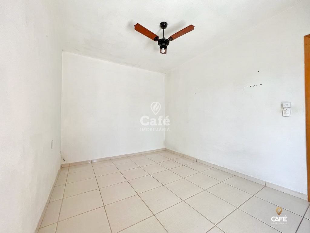 Casa à venda com 3 quartos, 109m² - Foto 8