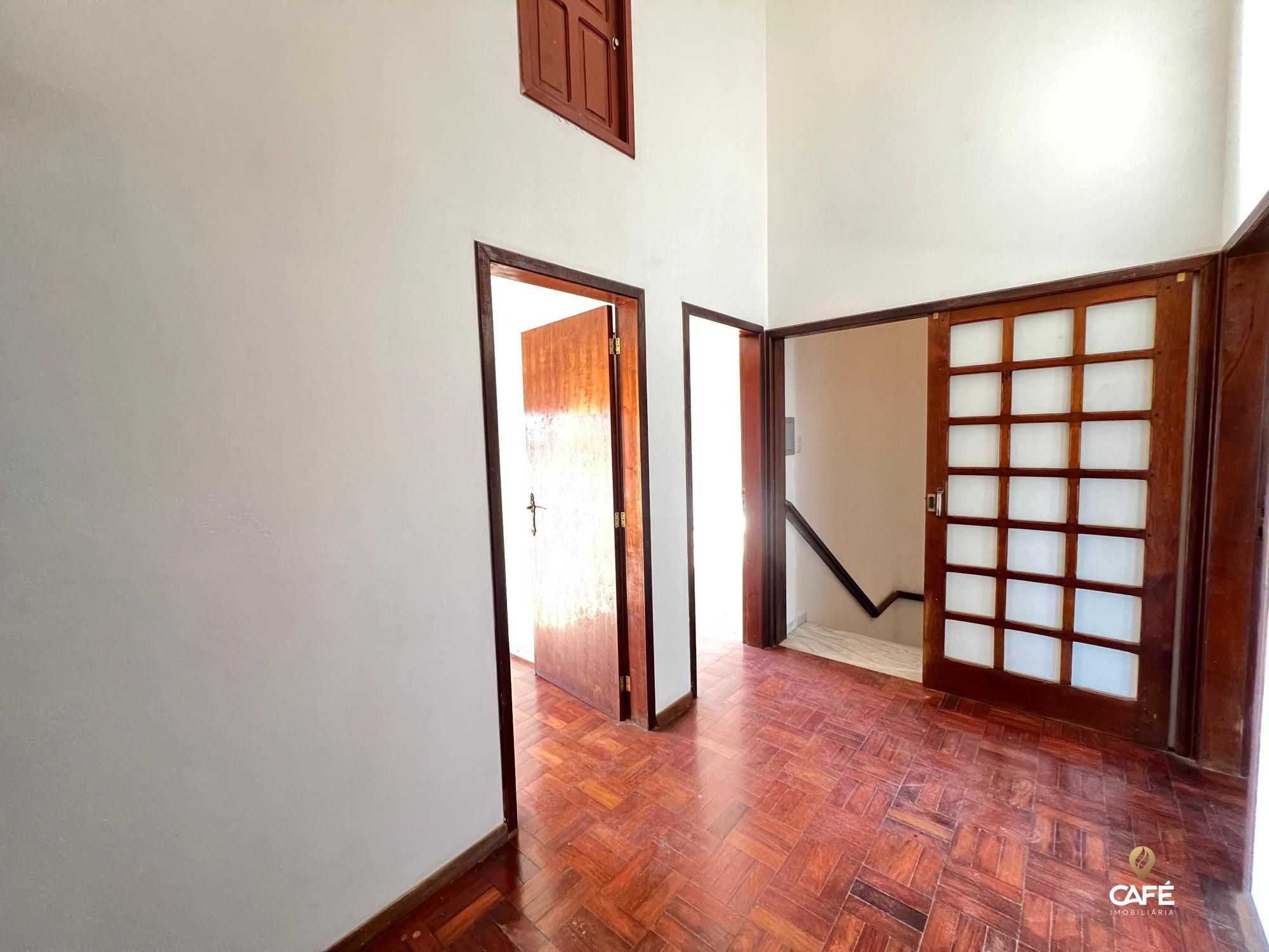 Casa à venda com 4 quartos, 283m² - Foto 11