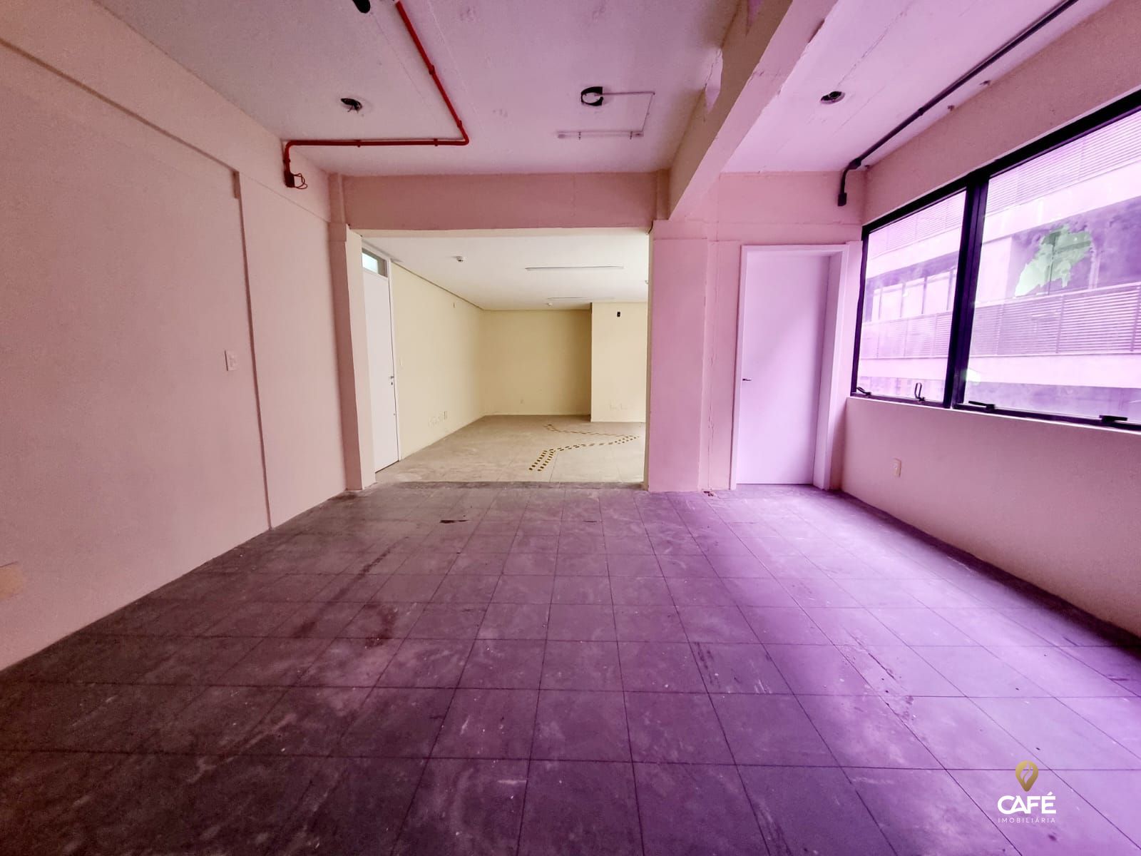 Conjunto Comercial-Sala à venda com 1 quarto, 62m² - Foto 4