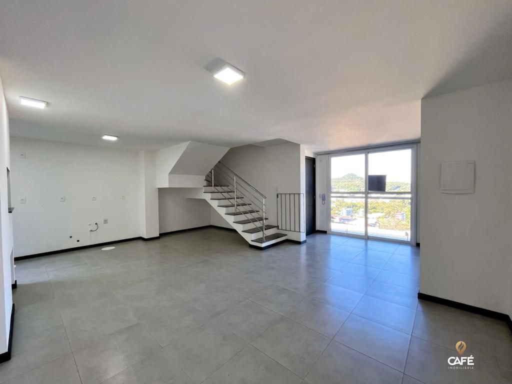 Apartamento à venda com 2 quartos, 102m² - Foto 1