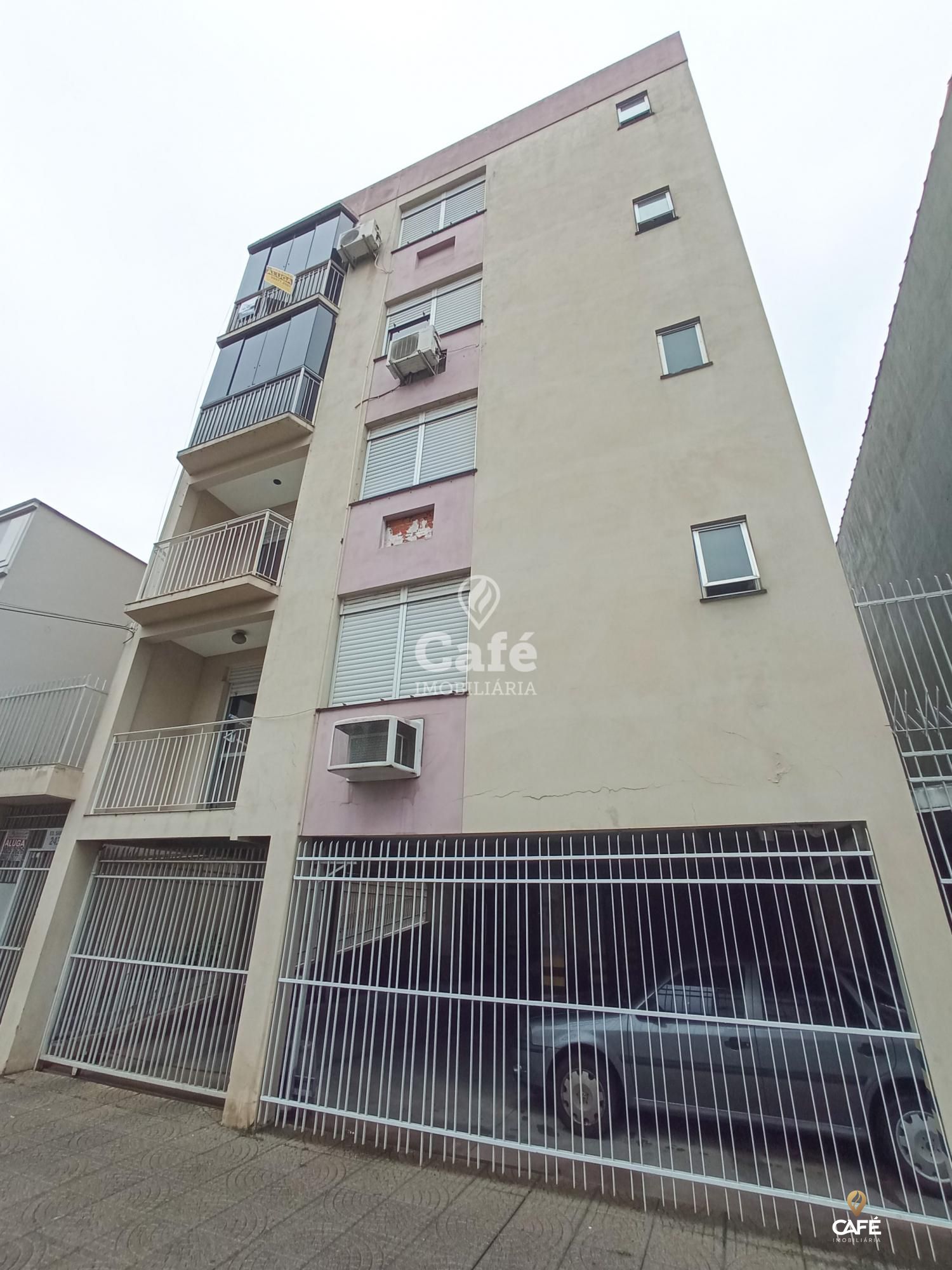 Apartamento à venda com 2 quartos, 62m² - Foto 1