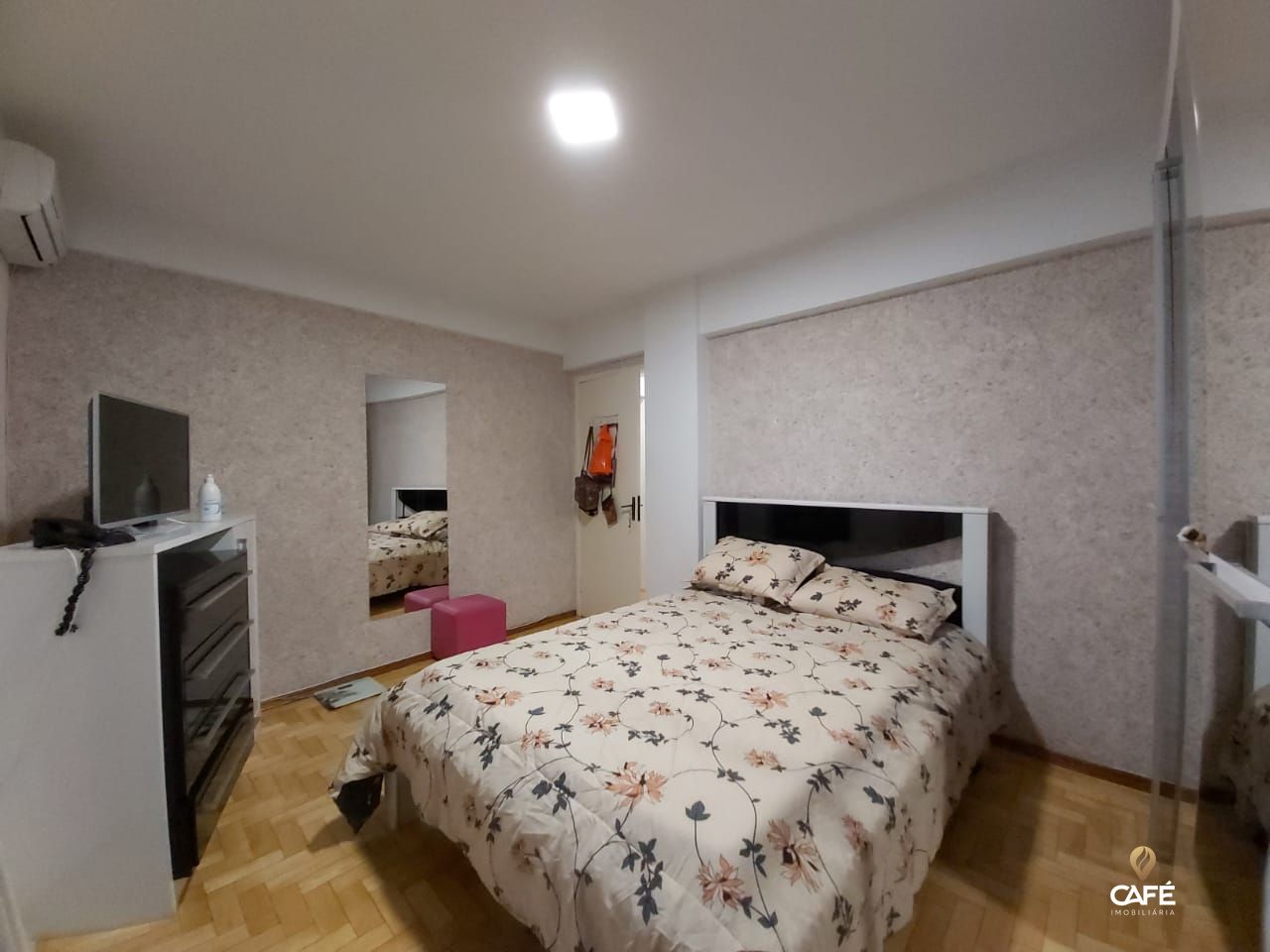 Apartamento à venda com 3 quartos, 148m² - Foto 8