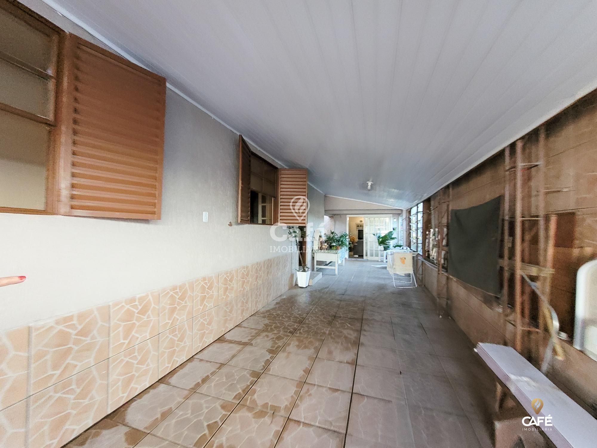 Casa à venda com 4 quartos, 180m² - Foto 3