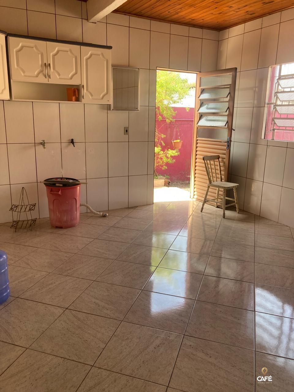 Casa à venda com 4 quartos, 130m² - Foto 7