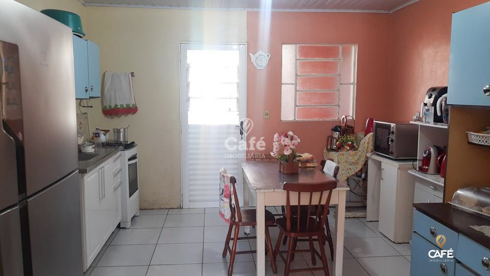 Casa à venda e aluguel com 3 quartos, 130m² - Foto 3