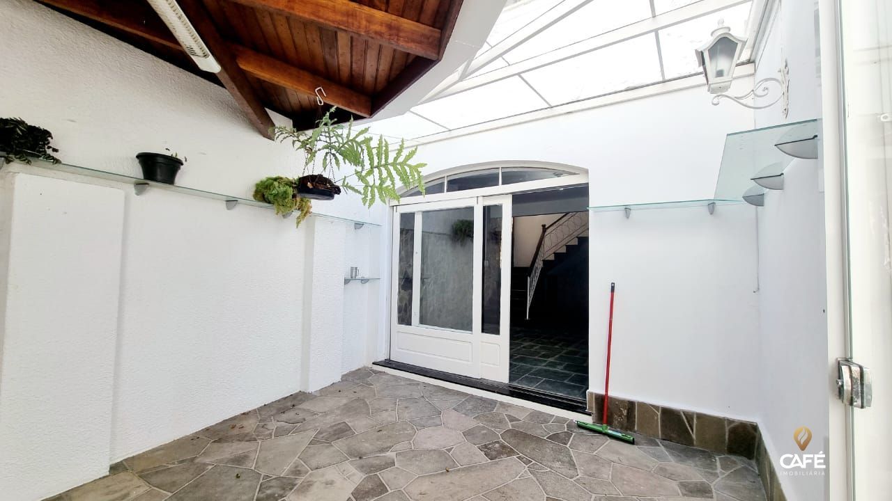 Casa, 3 quartos, 241 m² - Foto 23