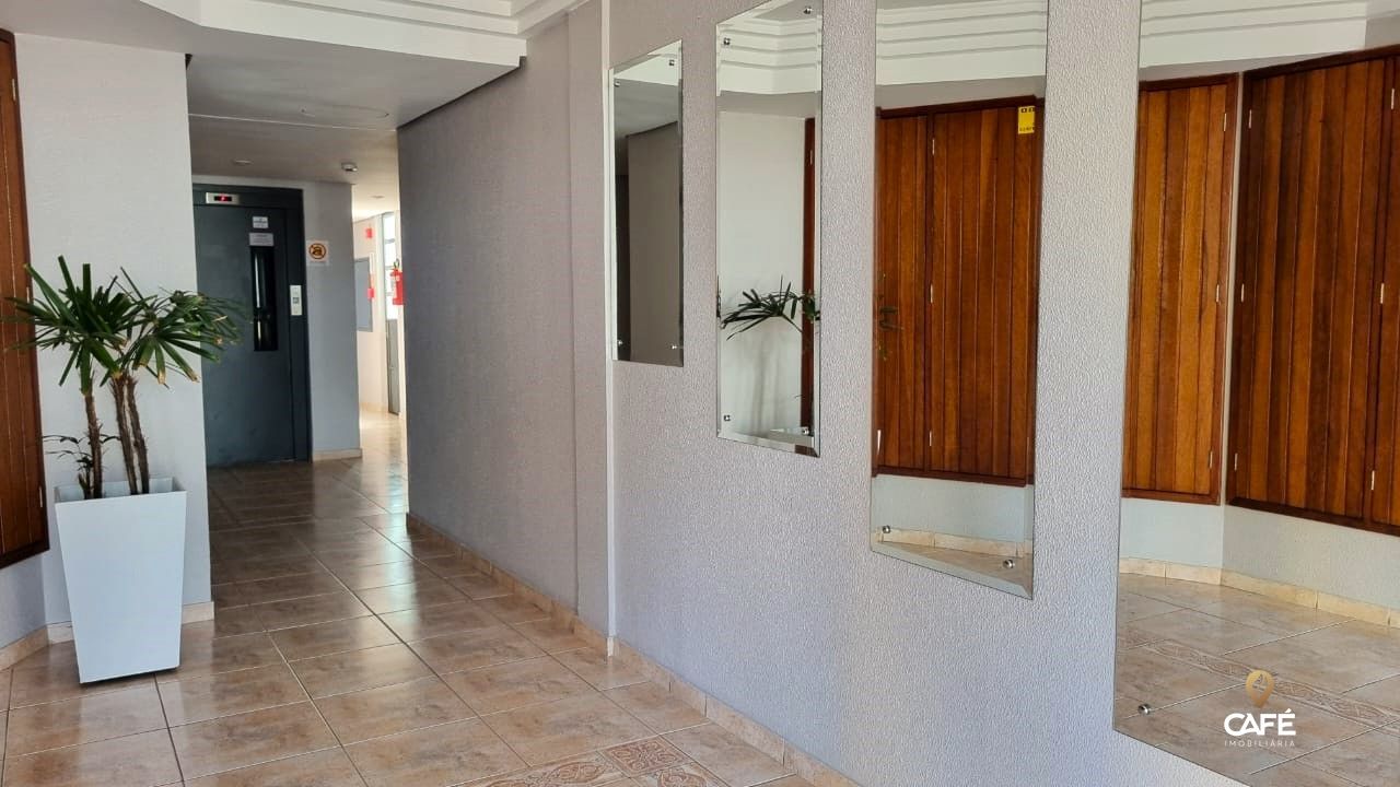 Apartamento à venda com 2 quartos, 95m² - Foto 32