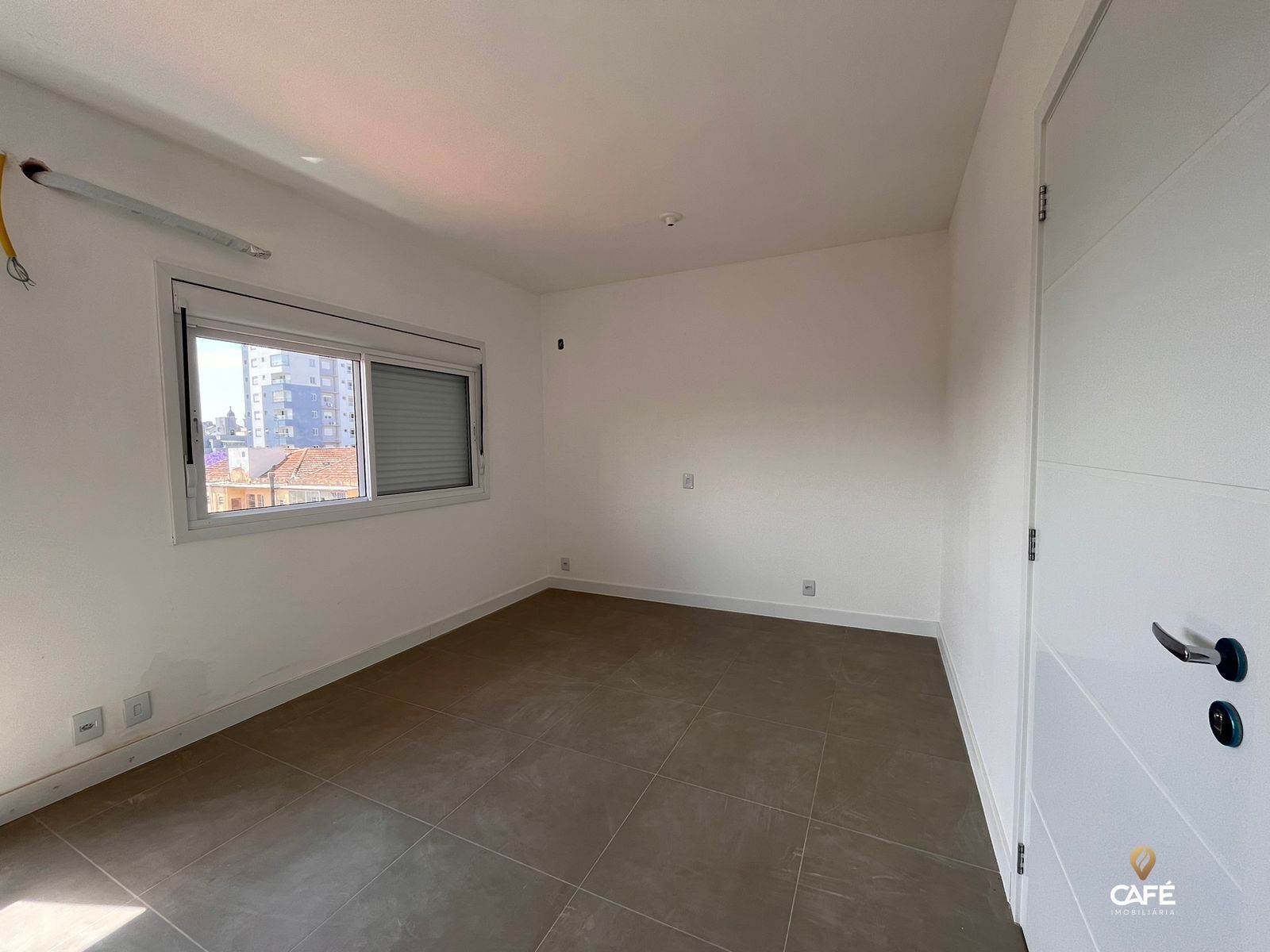 Apartamento à venda com 1 quarto, 29m² - Foto 2