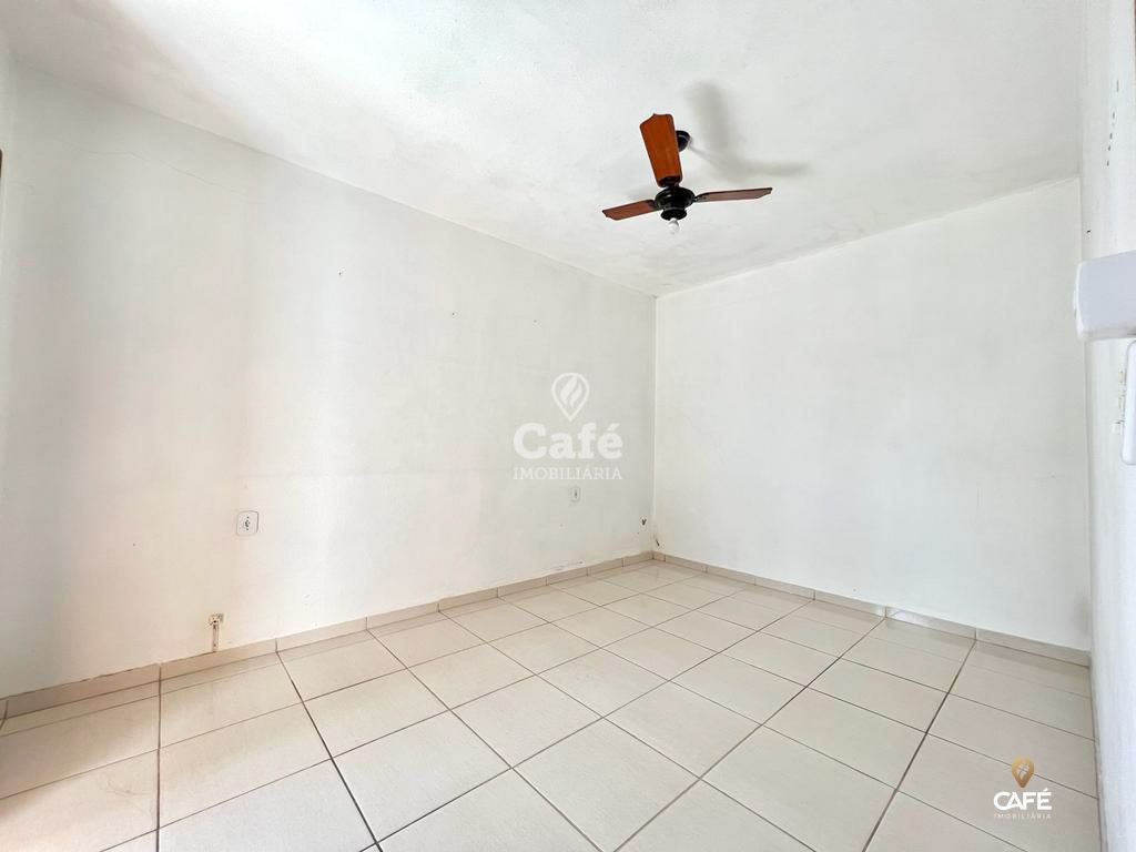 Casa à venda com 3 quartos, 109m² - Foto 12