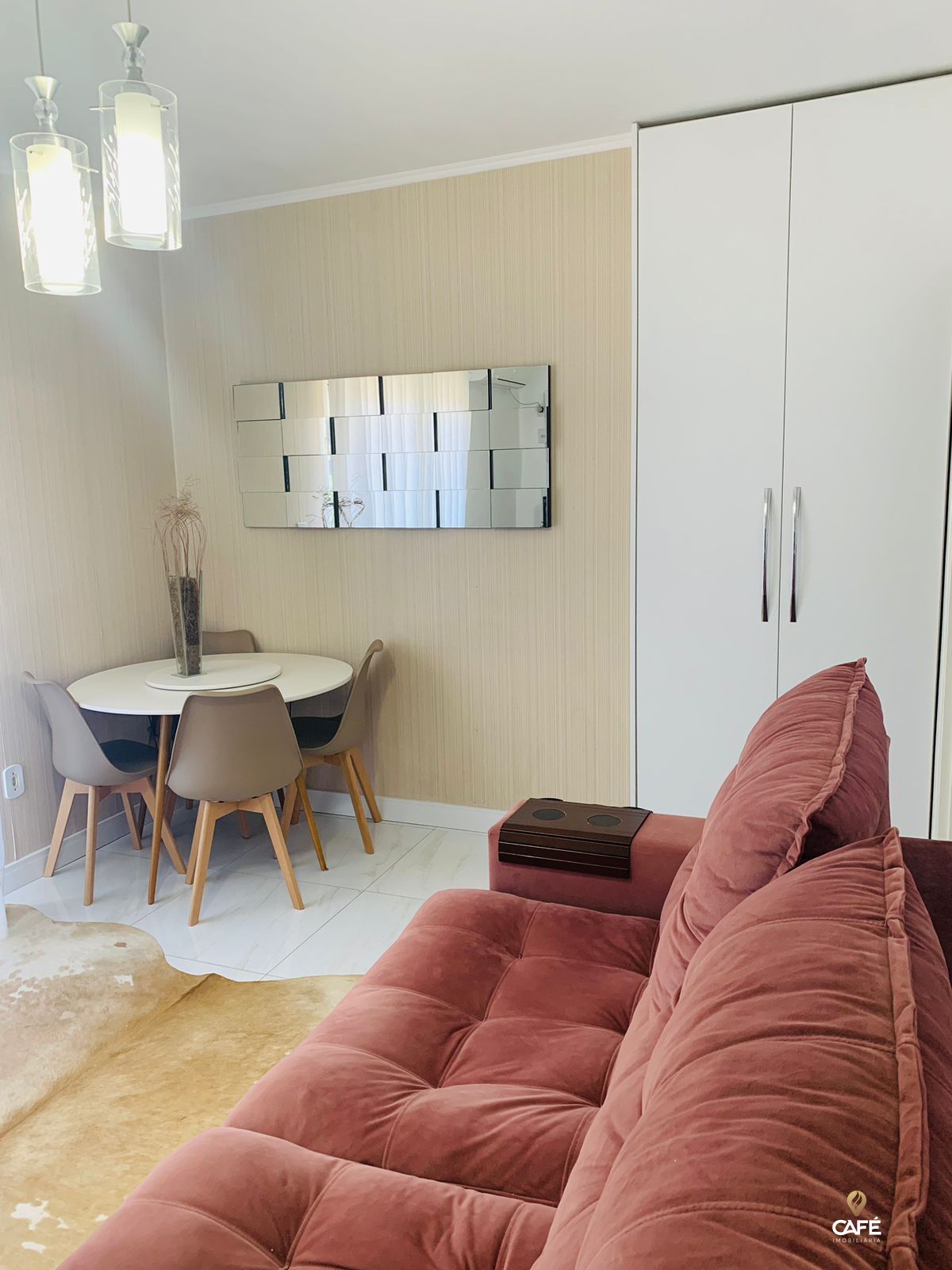 Apartamento à venda com 2 quartos, 76m² - Foto 10