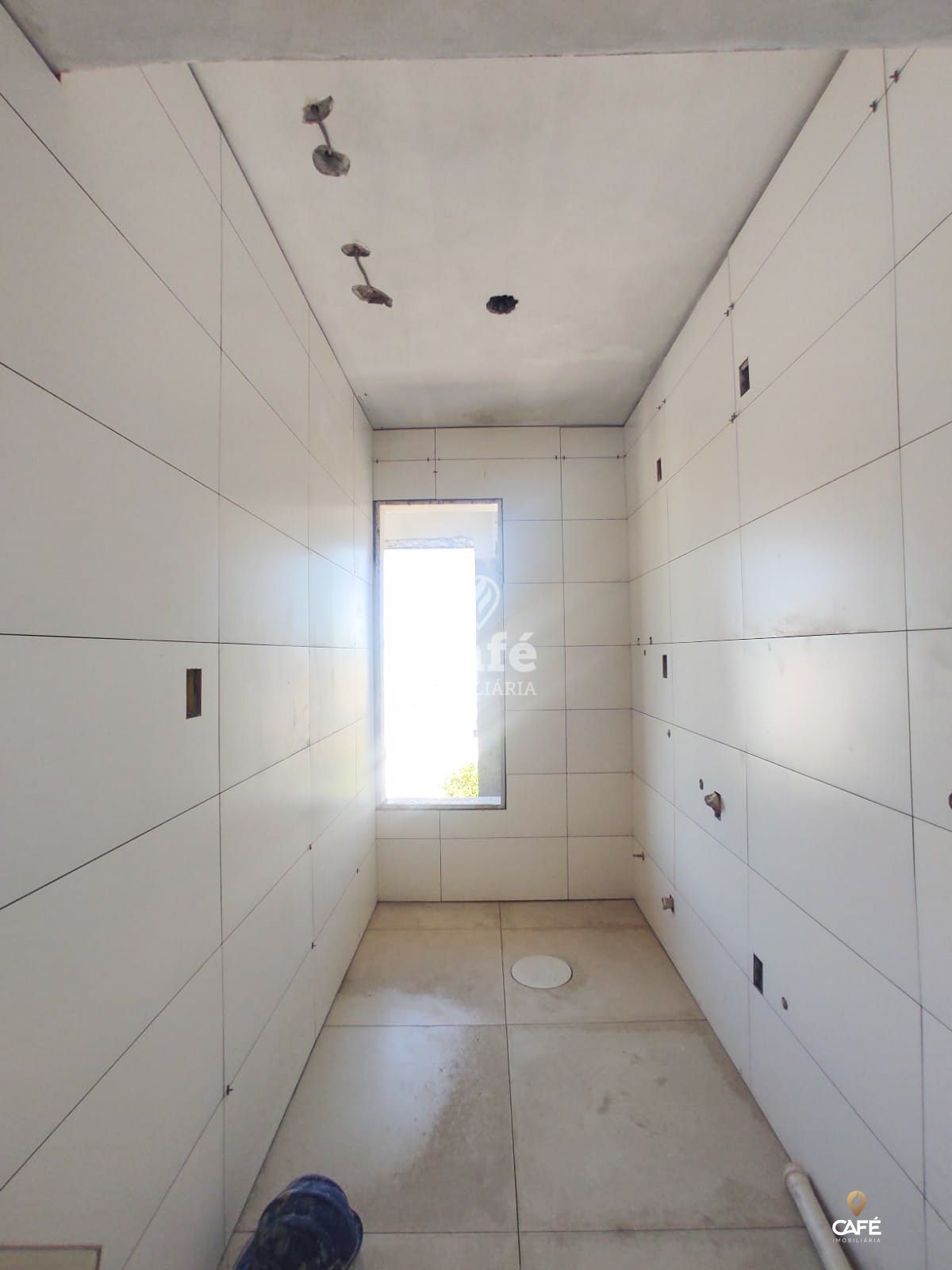 Apartamento à venda com 2 quartos, 75m² - Foto 2