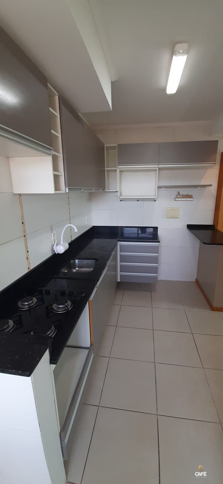 Apartamento à venda com 2 quartos, 58m² - Foto 4