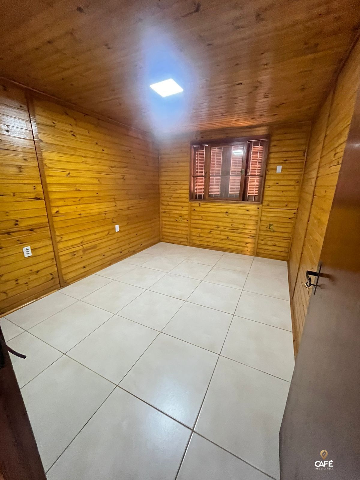 Casa para alugar com 2 quartos, 80m² - Foto 8