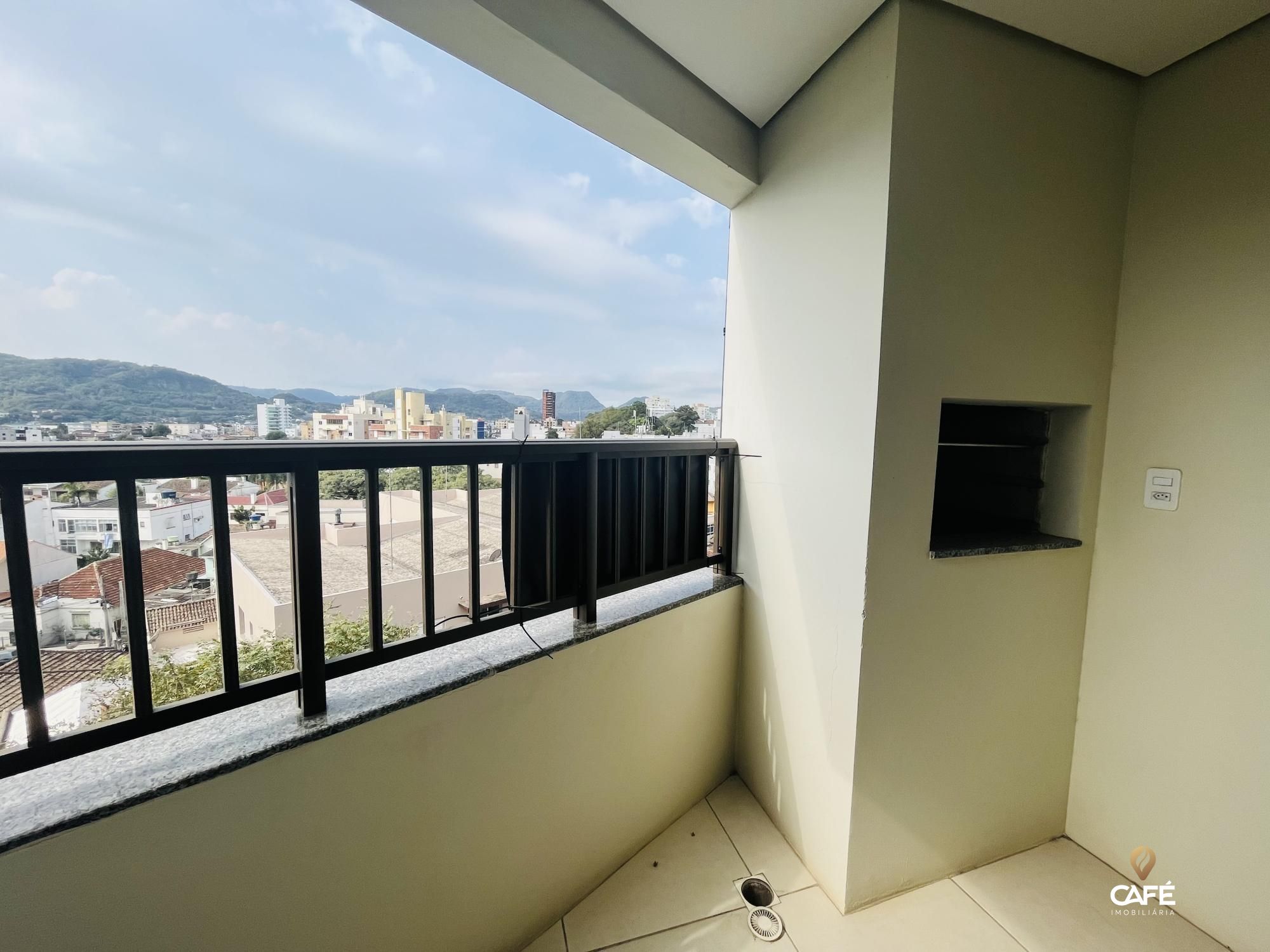 Apartamento à venda com 2 quartos, 79m² - Foto 4