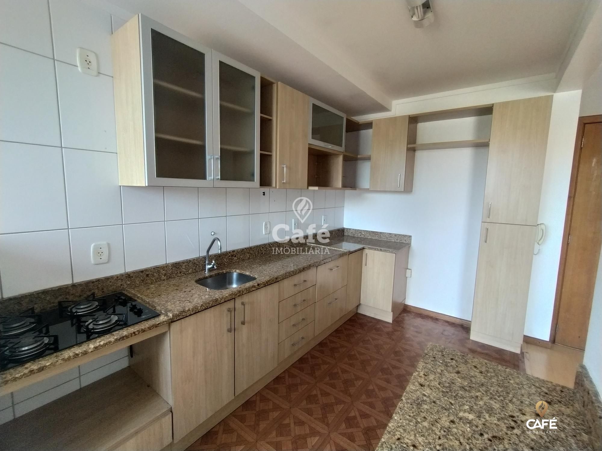 Apartamento à venda com 2 quartos, 67m² - Foto 4