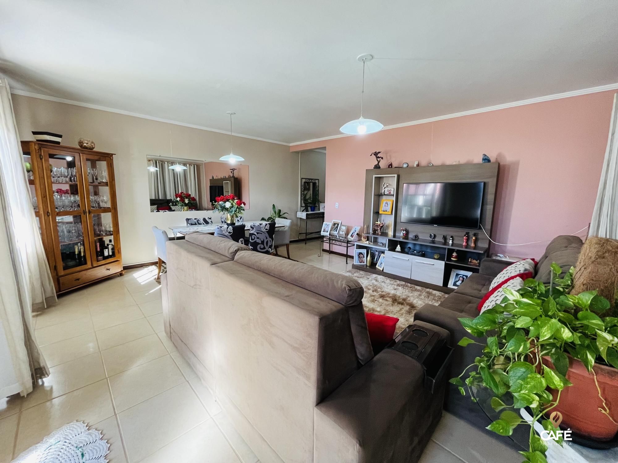 Casa, 4 quartos, 214 m² - Foto 3