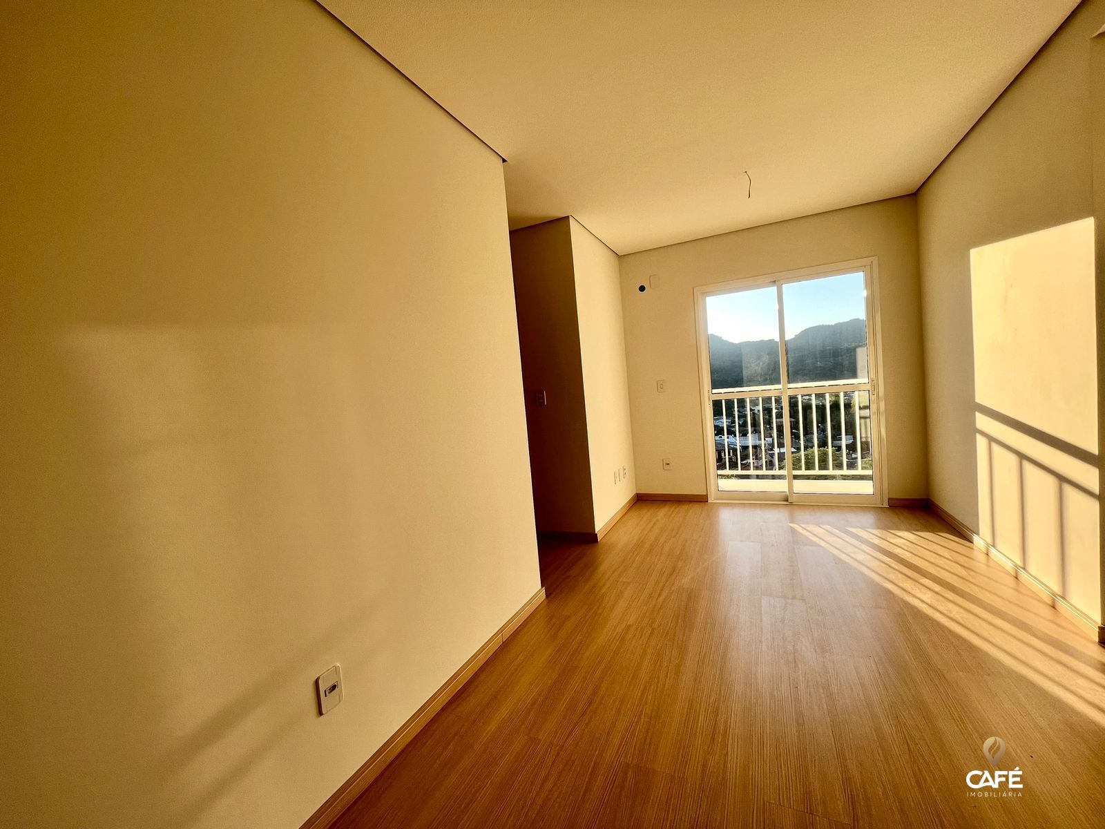 Apartamento à venda com 2 quartos, 55m² - Foto 4