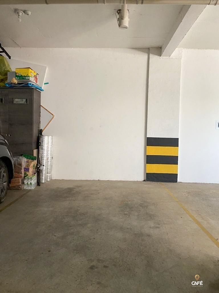 Cobertura à venda com 3 quartos, 212m² - Foto 14