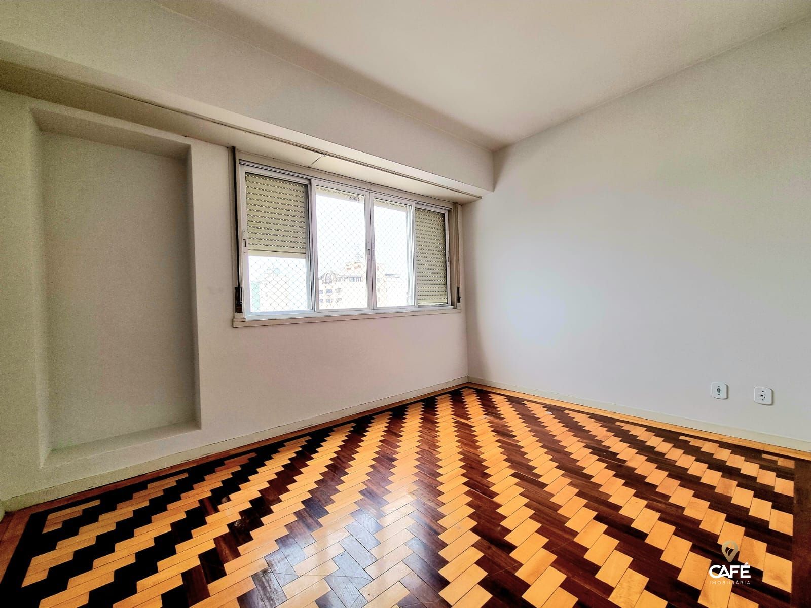 Apartamento à venda com 3 quartos, 165m² - Foto 9