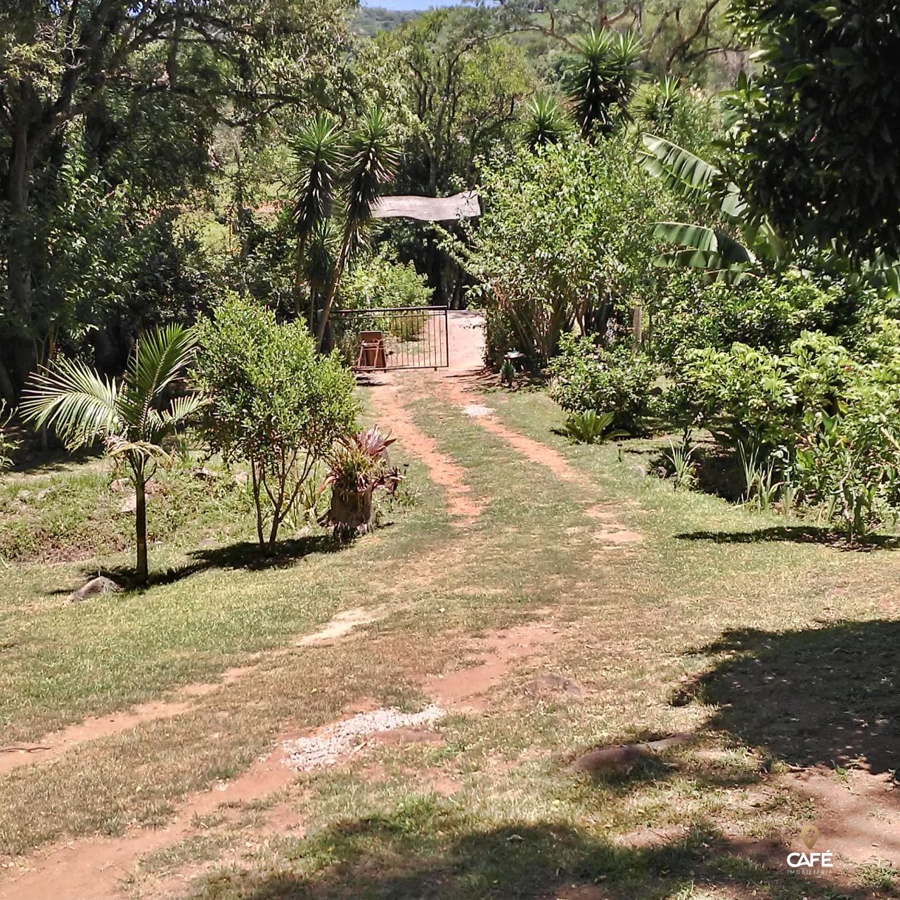 Chácara à venda com 2 quartos, 100m² - Foto 14