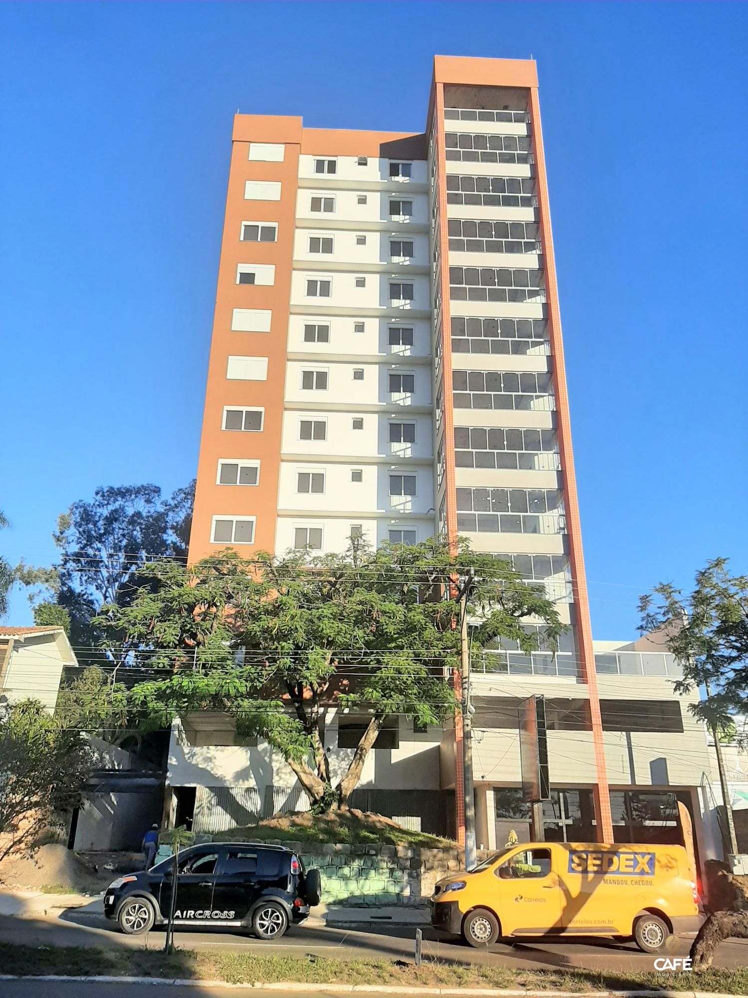 Apartamento à venda com 2 quartos, 82m² - Foto 1