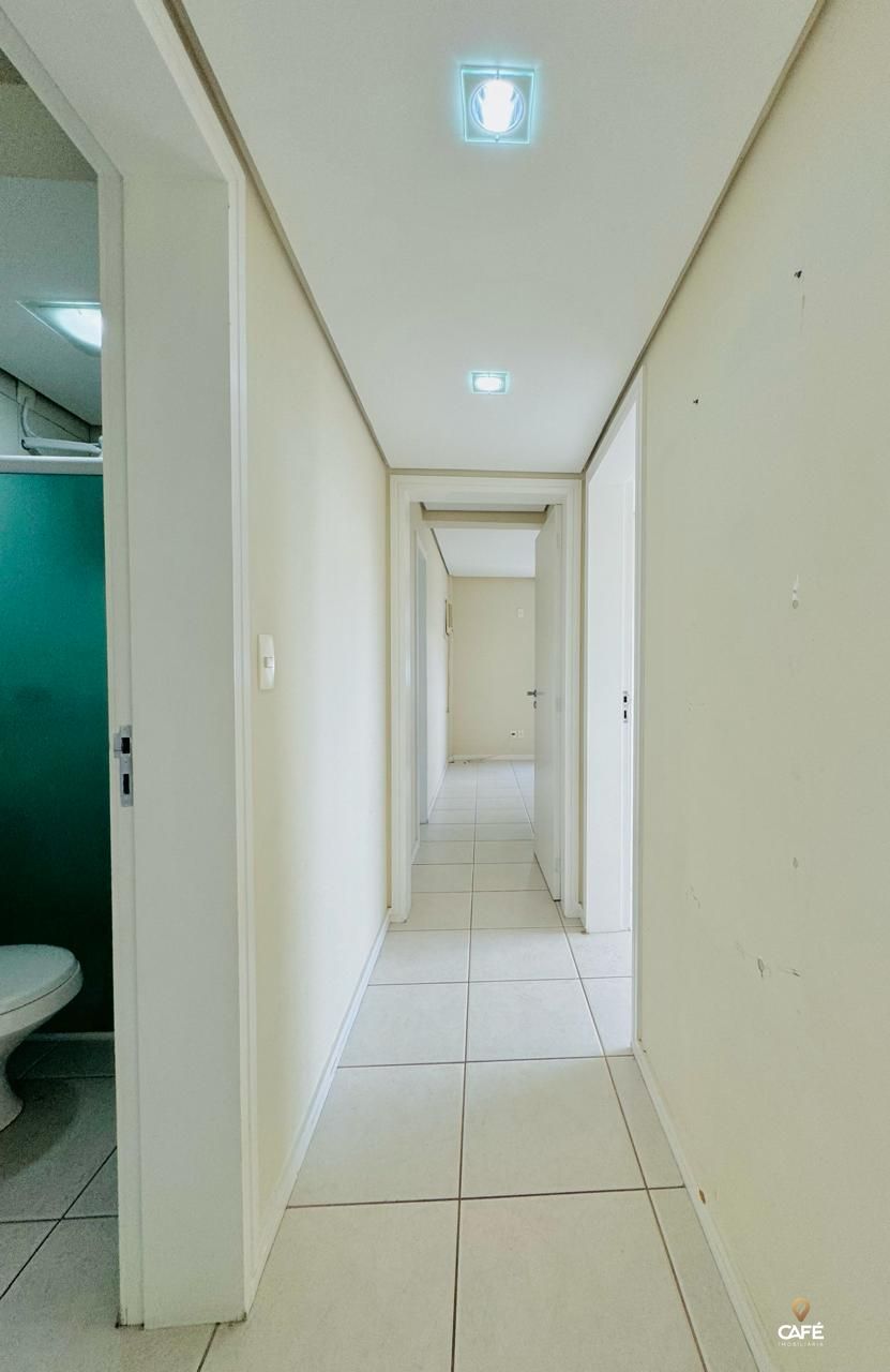 Apartamento à venda com 3 quartos, 97m² - Foto 13