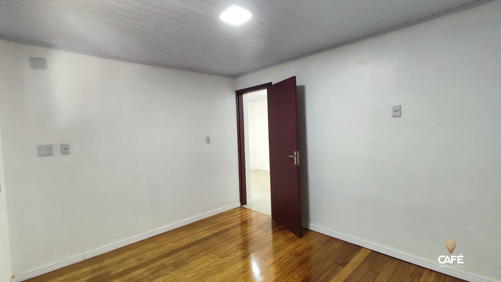 Casa à venda com 3 quartos, 85m² - Foto 6