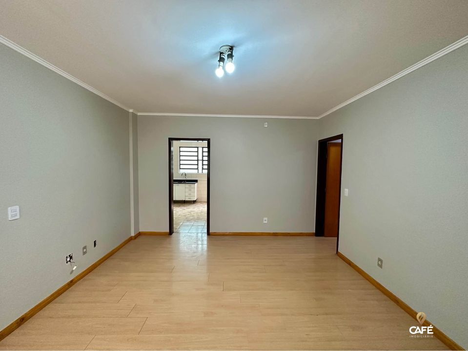 Apartamento à venda com 2 quartos, 83m² - Foto 1