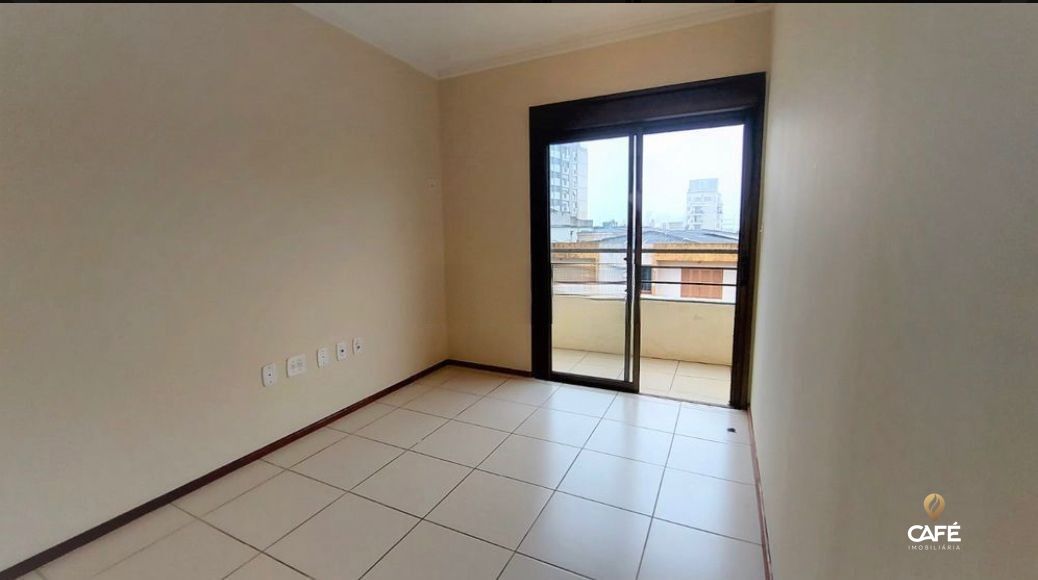 Apartamento à venda com 3 quartos, 81m² - Foto 1