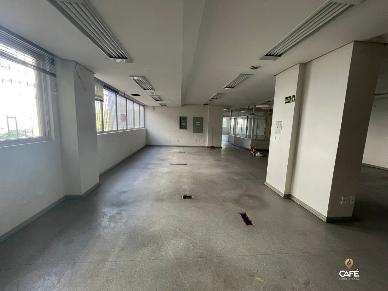 Loja-Salão à venda e aluguel com 4 quartos, 325m² - Foto 9