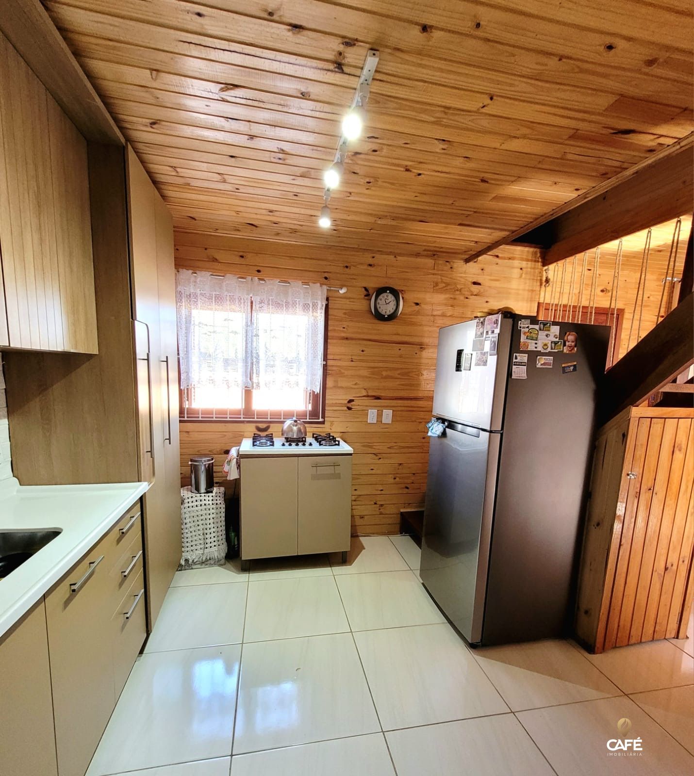 Casa à venda com 2 quartos, 59m² - Foto 10