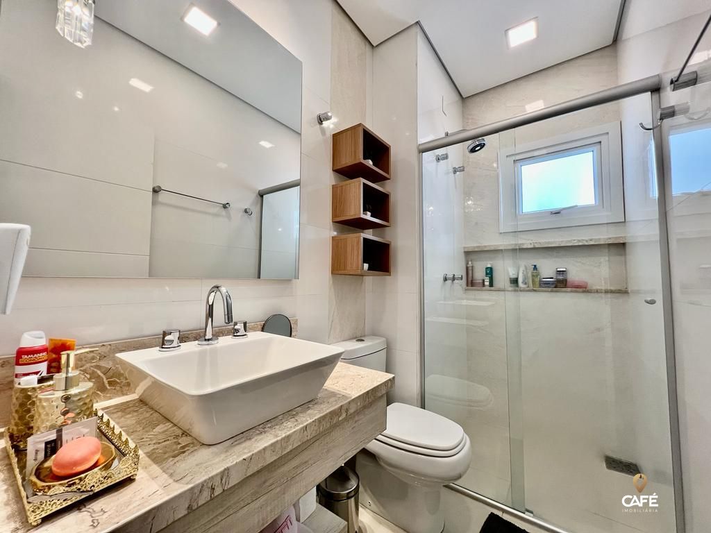 Casa à venda com 3 quartos, 220m² - Foto 10