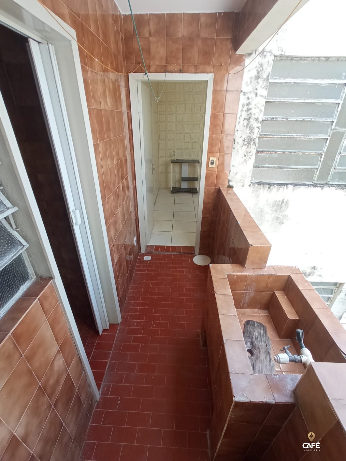 Apartamento à venda com 2 quartos, 70m² - Foto 11