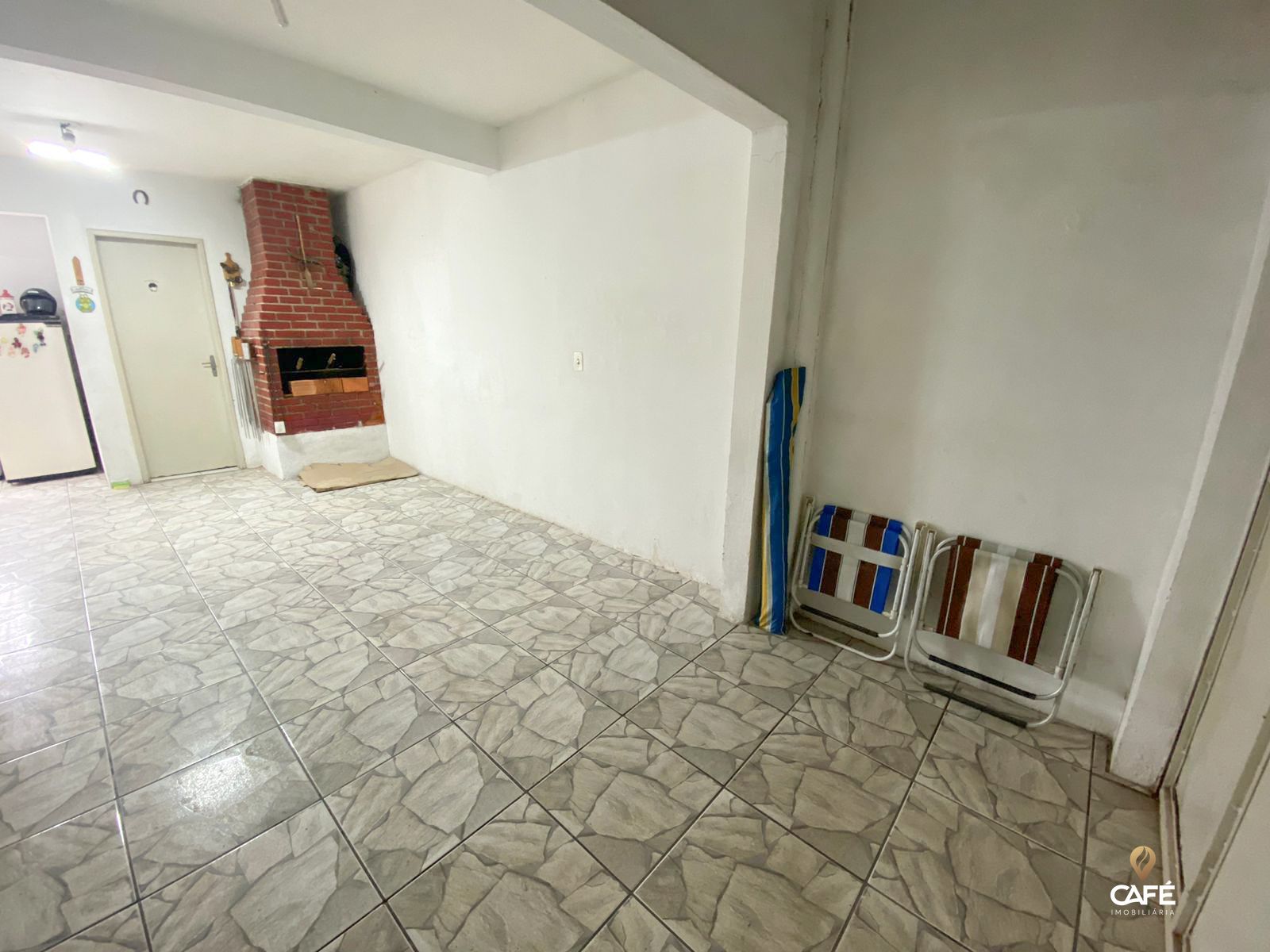 Casa à venda com 3 quartos, 173m² - Foto 4