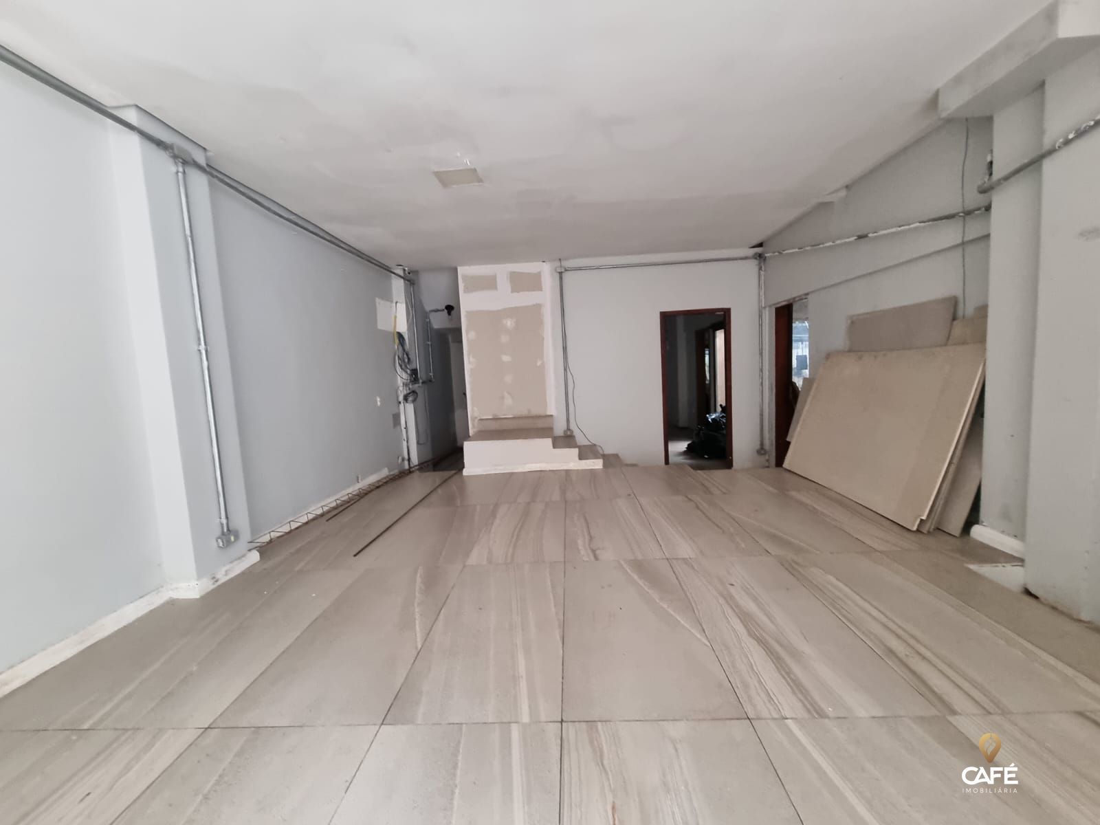 Casa à venda com 4 quartos, 250m² - Foto 21