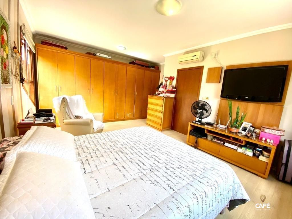 Casa, 4 quartos, 223 m² - Foto 10