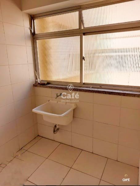 Apartamento à venda com 2 quartos, 98m² - Foto 13