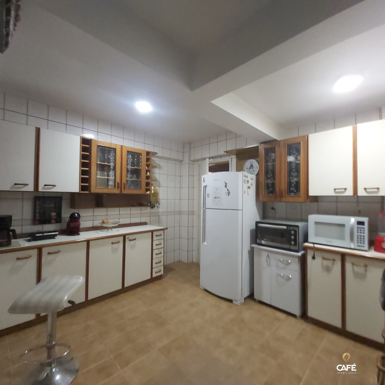 Apartamento à venda com 3 quartos, 148m² - Foto 7