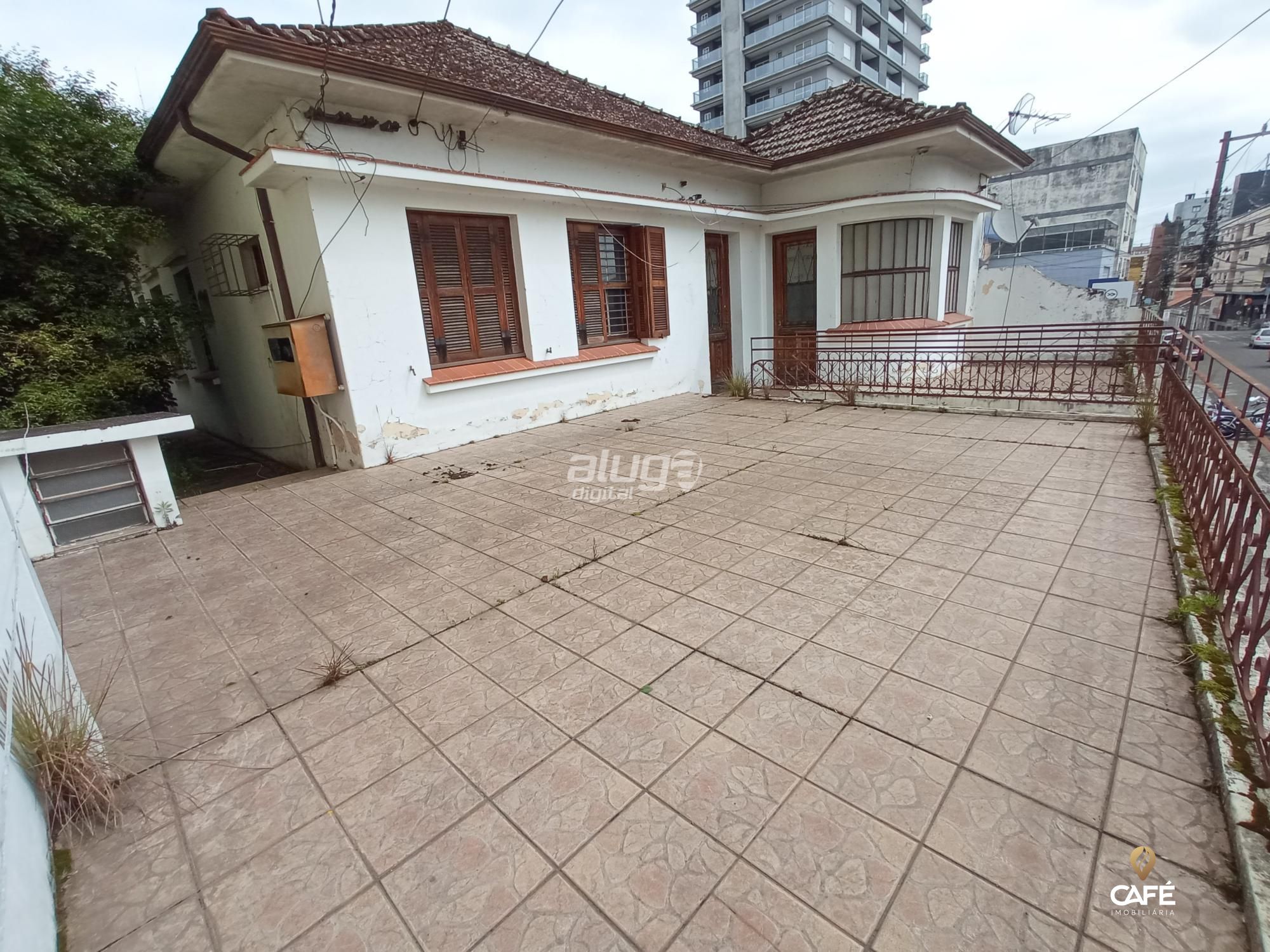 Casa para alugar com 4 quartos, 150m² - Foto 5