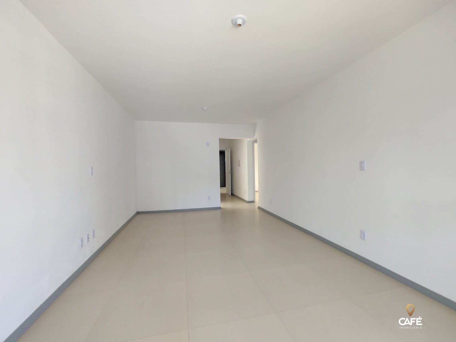 Apartamento à venda com 2 quartos, 79m² - Foto 4