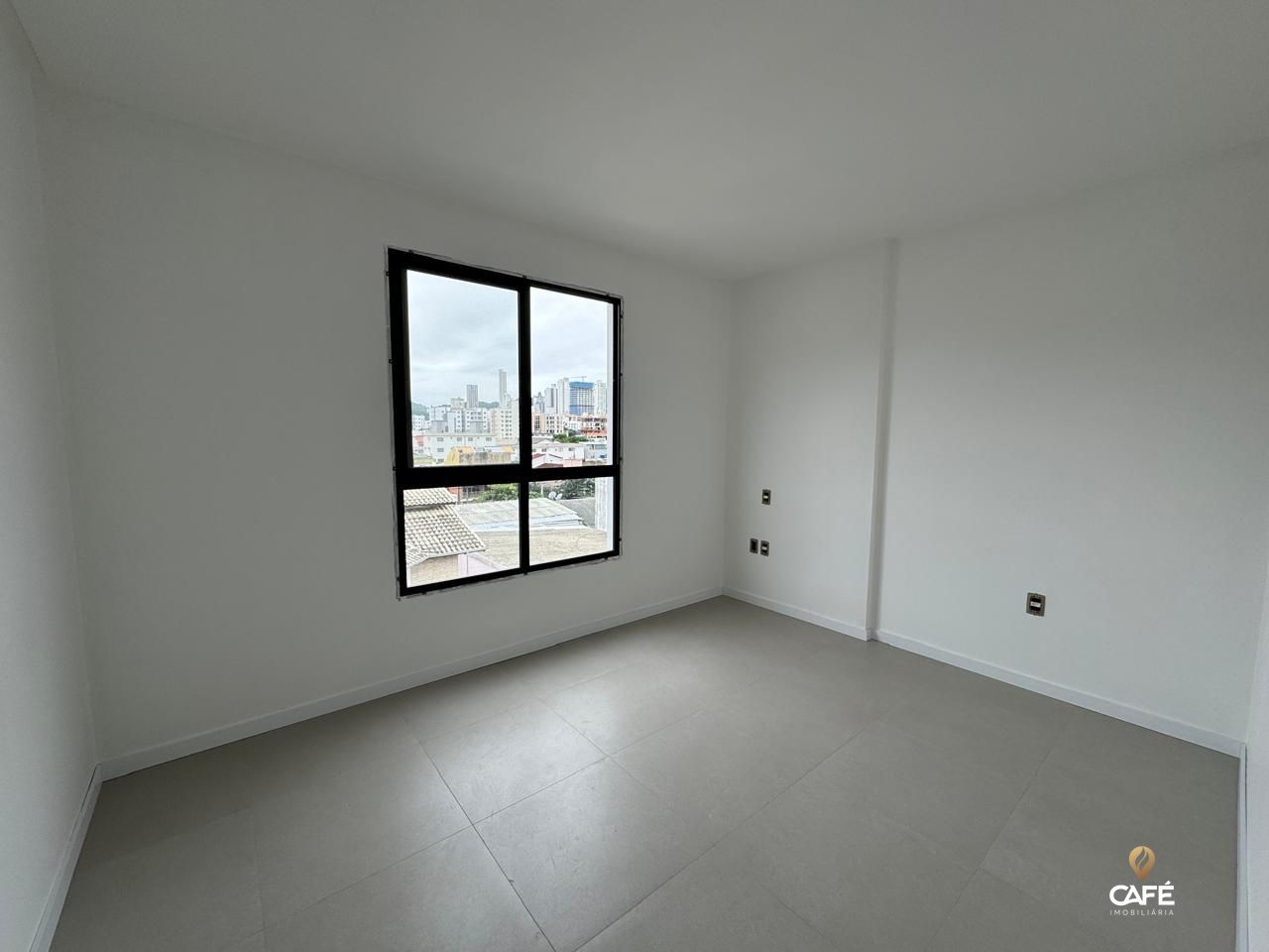 Apartamento à venda com 2 quartos, 55m² - Foto 4