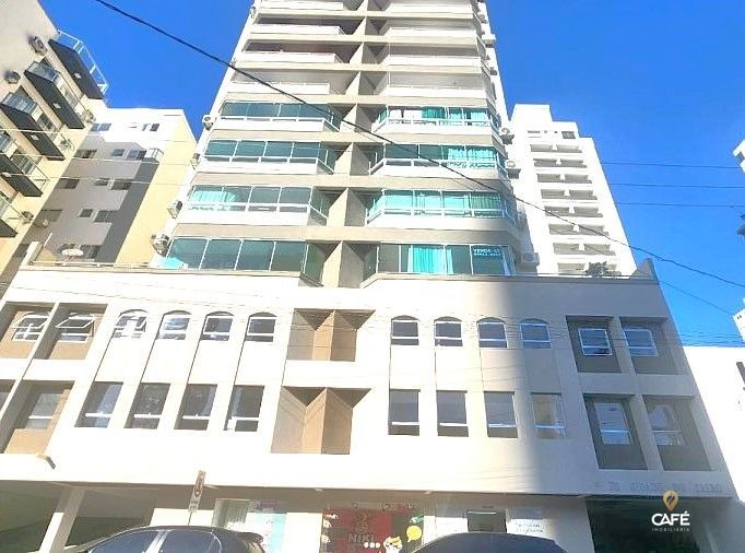 Apartamento à venda com 2 quartos, 167m² - Foto 1